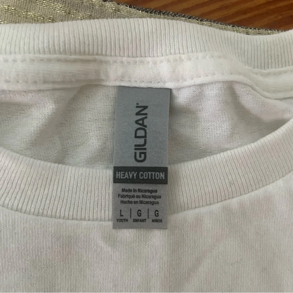 NWT Gildan Heavy Cotton Classic Fit White T Shirt